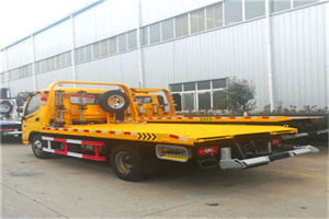 进贤附近拖车救援搭电