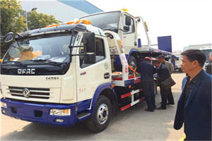 进贤汽车道路救援拖车价格